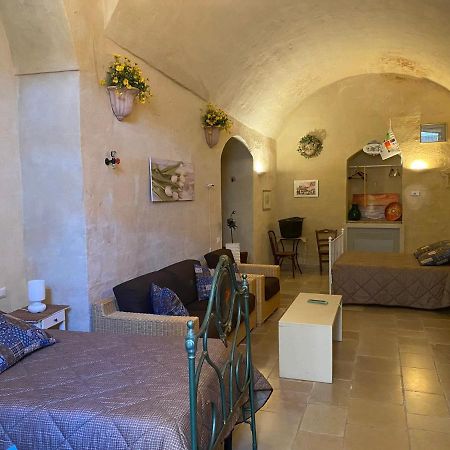Bed and Breakfast Hoplites Матера Экстерьер фото